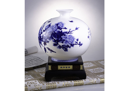 富貴呈祥花瓶【瓷器(qì)】